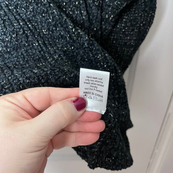 Sage the Label Women's Black Open Back Slouchy Twist Chunky Sweater Small NEW - Picture 4 of 8